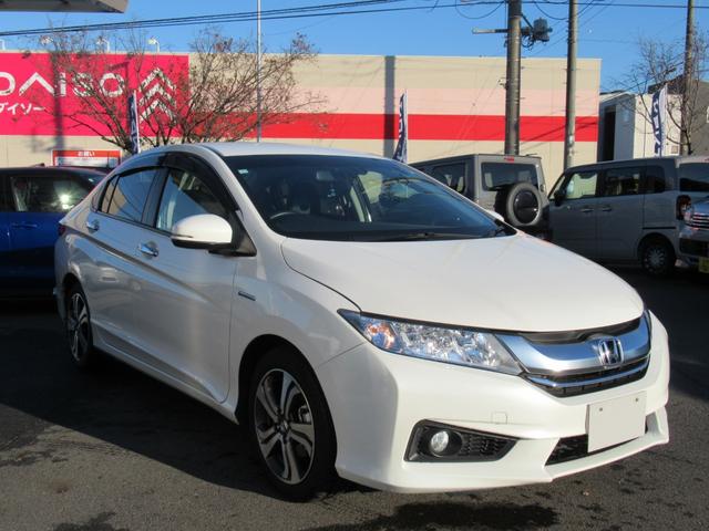 グレイス ハイブリッドＥＸ　当社保証有り　修復歴無　純正ナビ　バックカメラ　ＥＴＣ　ＴＶ　フルフラットシート　ＬＥＤヘッドランプ　安心パッケージ　シートヒーター　１６インチアルミホイール　スマートキー　プッシュスタート（4枚目）