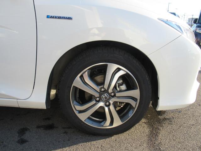 グレイス ハイブリッドＥＸ　当社保証有り　修復歴無　純正ナビ　バックカメラ　ＥＴＣ　ＴＶ　フルフラットシート　ＬＥＤヘッドランプ　安心パッケージ　シートヒーター　１６インチアルミホイール　スマートキー　プッシュスタート（17枚目）
