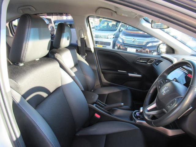 グレイス ハイブリッドＥＸ　当社保証有り　修復歴無　純正ナビ　バックカメラ　ＥＴＣ　ＴＶ　フルフラットシート　ＬＥＤヘッドランプ　安心パッケージ　シートヒーター　１６インチアルミホイール　スマートキー　プッシュスタート（40枚目）