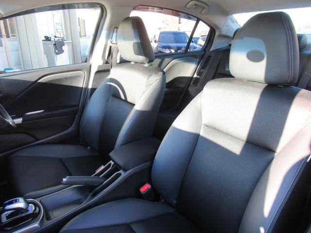 グレイス ハイブリッドＥＸ　当社保証有り　修復歴無　純正ナビ　バックカメラ　ＥＴＣ　ＴＶ　フルフラットシート　ＬＥＤヘッドランプ　安心パッケージ　シートヒーター　１６インチアルミホイール　スマートキー　プッシュスタート（42枚目）