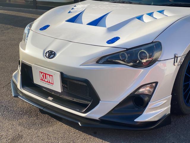 ８６ 　レーシング　ＧＲｅｄｄｙマフラー　ＴＲＤエアロパーツ　ＢＲＩＤＥフルバケ　エンケイホイール　クスコ車高調　ＭＯＭＯステアリング　ブリッツ追加メーター（13枚目）