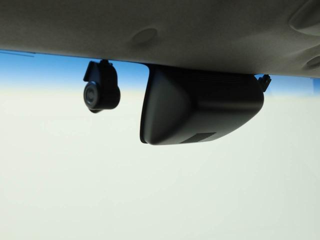 トール Ｇ　リミテッドＩＩ　ＳＡＩＩＩ　衝突回避支援ブレーキ　車線逸脱警報　バックカメラ　ナビ　ドライブレコーダー　ＥＴＣ　両側電動スライドドア　キーフリー　プッシュスタート　ＬＥＤヘッドランプ　アイドリングストップ　エアバック　ＡＢＳ（5枚目）