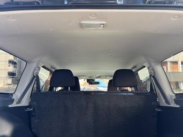 プロボックス ハイブリッドＦ　トヨタセーフティーセンス　全席パワーウィンドウ　新品タイヤオープンカントリーＲＴ　スモークテール　スモークサイドマーカー　マットブラックエンブレム　フルセグナビＴＶ　バックカメラ　ＥＴＣ　１年保証付き（48枚目）