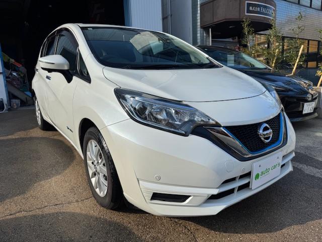 ノート e-パワー X ワンオーナー車 全周囲カメラ 純正SDナビ 衝突軽減ブレーキ バックカメラ ETC インテリジェントキー 車線逸脱警報 コーナーセンサー ドライブレコーダー LEDヘッドライト Bluetooth(2枚目)