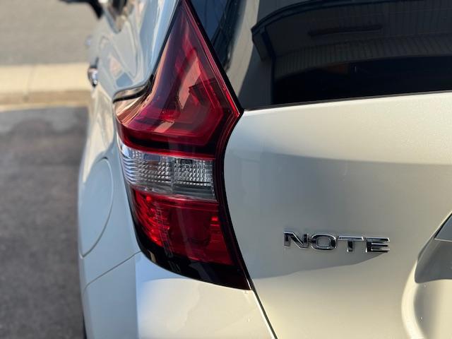 ノート e-パワー X ワンオーナー車 全周囲カメラ 純正SDナビ 衝突軽減ブレーキ バックカメラ ETC インテリジェントキー 車線逸脱警報 コーナーセンサー ドライブレコーダー LEDヘッドライト Bluetooth(9枚目)