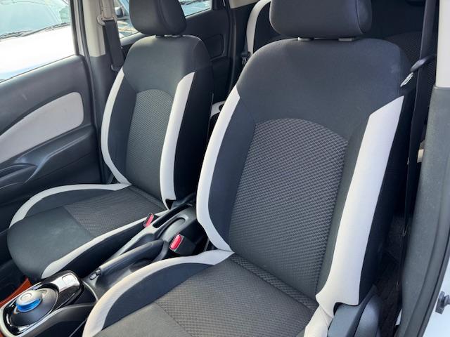 ノート e-パワー X ワンオーナー車 全周囲カメラ 純正SDナビ 衝突軽減ブレーキ バックカメラ ETC インテリジェントキー 車線逸脱警報 コーナーセンサー ドライブレコーダー LEDヘッドライト Bluetooth(37枚目)