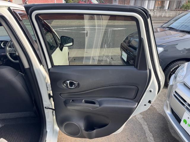 ノート e-パワー X ワンオーナー車 全周囲カメラ 純正SDナビ 衝突軽減ブレーキ バックカメラ ETC インテリジェントキー 車線逸脱警報 コーナーセンサー ドライブレコーダー LEDヘッドライト Bluetooth(39枚目)