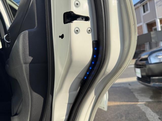 ノート e-パワー X ワンオーナー車 全周囲カメラ 純正SDナビ 衝突軽減ブレーキ バックカメラ ETC インテリジェントキー 車線逸脱警報 コーナーセンサー ドライブレコーダー LEDヘッドライト Bluetooth(42枚目)