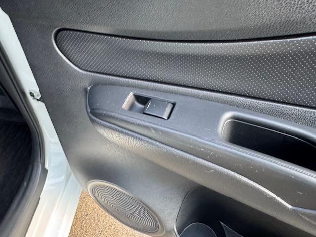 ノート e-パワー X ワンオーナー車 全周囲カメラ 純正SDナビ 衝突軽減ブレーキ バックカメラ ETC インテリジェントキー 車線逸脱警報 コーナーセンサー ドライブレコーダー LEDヘッドライト Bluetooth(46枚目)