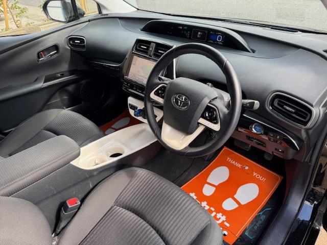 プリウス A トヨタセーフティーセンス 純正SDナビ9インチフルセグTV バックカメラ ETC ドライブレコーダー BSM クルーズコントロール Bluetooth スマートキー 1年保証付き(19枚目)