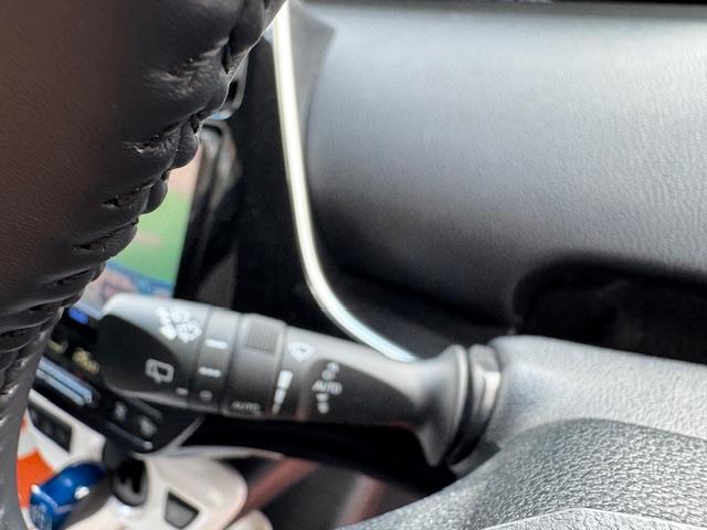 プリウス A トヨタセーフティーセンス 純正SDナビ9インチフルセグTV バックカメラ ETC ドライブレコーダー BSM クルーズコントロール Bluetooth スマートキー 1年保証付き(25枚目)