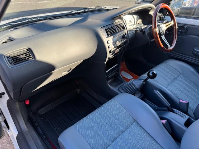 カローラバン DX DX マニュアル ウッドハンドル 社外シフトノブ ローダウン 各ノーマルパーツ有り 記録簿(27枚目)