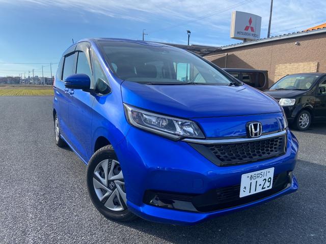 フリードハイブリッド ハイブリッド・Ｇ　サイドリフトアップシート車　社外ナビ　フルセグＴＶ　バックカメラ　ＥＴＣ　スマートキー　プッシュスタート　禁煙　ワンオーナー（6枚目）