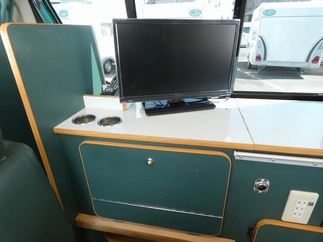 オリジナルキャンピングカー 8ナンバーキャンピング登録 8名乗車5名就寝 サブバッテリー シンク 給排水タンク 外部電源 間接照明 インバーターリアTV 地デジチューナー(19枚目)