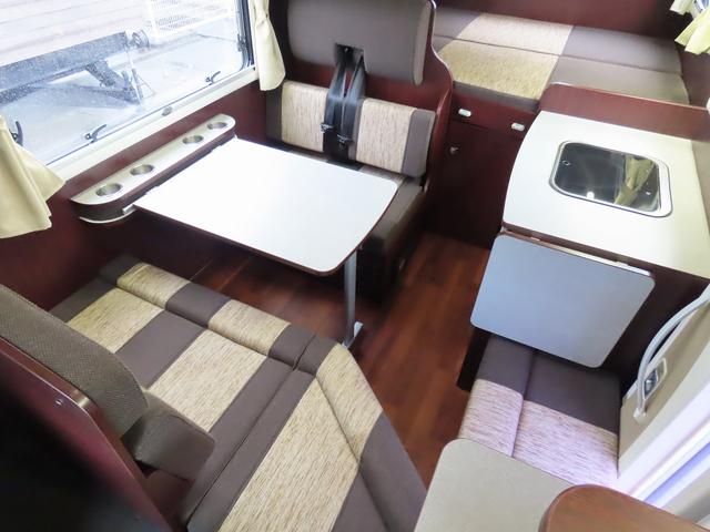 カムロード  キャンピングカー ナッツRV製 クレソンボヤージュX FFヒーター マックスファン 60LDC冷蔵庫 給排水ポリタンク シンク 走行充電 外部充電器 キーレス ACコンセント ツインサブバッテリー(12枚目)