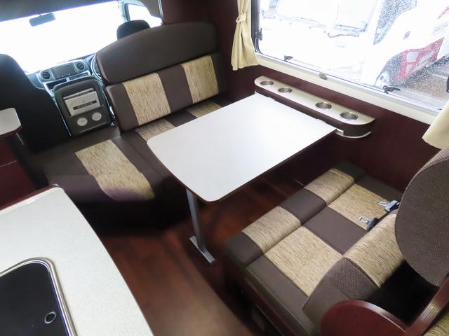 カムロード  キャンピングカー ナッツRV製 クレソンボヤージュX FFヒーター マックスファン 60LDC冷蔵庫 給排水ポリタンク シンク 走行充電 外部充電器 キーレス ACコンセント ツインサブバッテリー(13枚目)