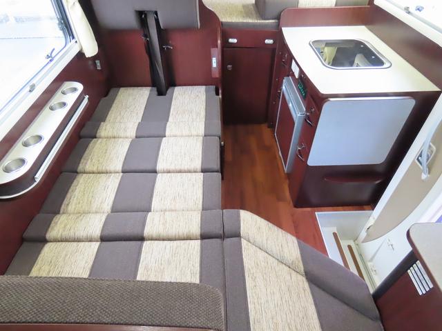 カムロード  キャンピングカー ナッツRV製 クレソンボヤージュX FFヒーター マックスファン 60LDC冷蔵庫 給排水ポリタンク シンク 走行充電 外部充電器 キーレス ACコンセント ツインサブバッテリー(16枚目)