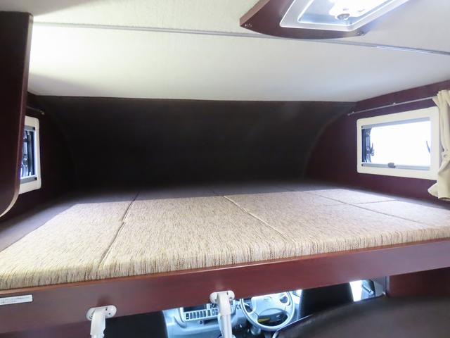 カムロード  キャンピングカー ナッツRV製 クレソンボヤージュX FFヒーター マックスファン 60LDC冷蔵庫 給排水ポリタンク シンク 走行充電 外部充電器 キーレス ACコンセント ツインサブバッテリー(18枚目)