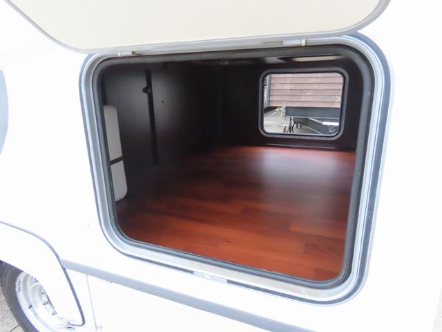 カムロード  キャンピングカー ナッツRV製 クレソンボヤージュX FFヒーター マックスファン 60LDC冷蔵庫 給排水ポリタンク シンク 走行充電 外部充電器 キーレス ACコンセント ツインサブバッテリー(67枚目)