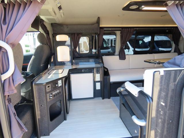 ハイエースワゴン FOCS DSプレミアム キャンピングカー 後席モニター リアヒーター リアクーラー 冷蔵庫 1500Wインバータ 社外ソナー 社外クルコン 18インチAW シングルサブバッテリー シンク ACコンセント 新品タイヤ 外部電源(12枚目)