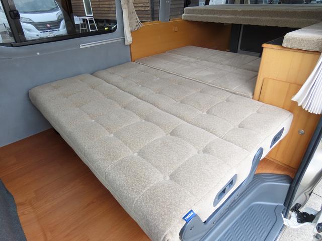 ハイエースバン 　キャンピングカー　シンク　給排水ポリタンク　リアヒーター　リアクーラー　寒冷地仕様　メモリーナビ　キーレス　バックカメラ　オートライト　８ナンバー（15枚目）