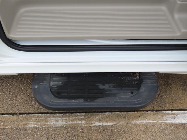 エブリイワゴン タジマキャンパー製　Ｅ３４０Ｗ　キャンピングカー　ＦＦヒーター　走行充電　外部充電器　ＡＣコンセント　ＤＣソケット　社外のショックアブソーバー　外部電源　メインサブスイッチ　パワースライドドア　ＥＴＣ　ナビ（39枚目）