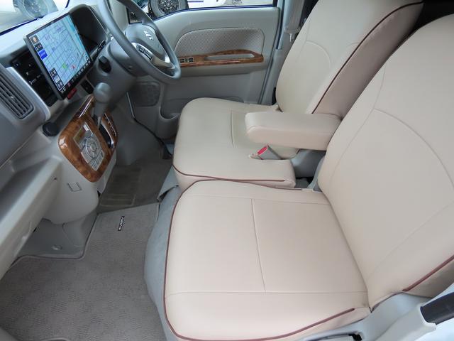 エブリイワゴン タジマキャンパー製　Ｅ３４０Ｗ　キャンピングカー　ＦＦヒーター　走行充電　外部充電器　ＡＣコンセント　ＤＣソケット　社外のショックアブソーバー　外部電源　メインサブスイッチ　パワースライドドア　ＥＴＣ　ナビ（55枚目）