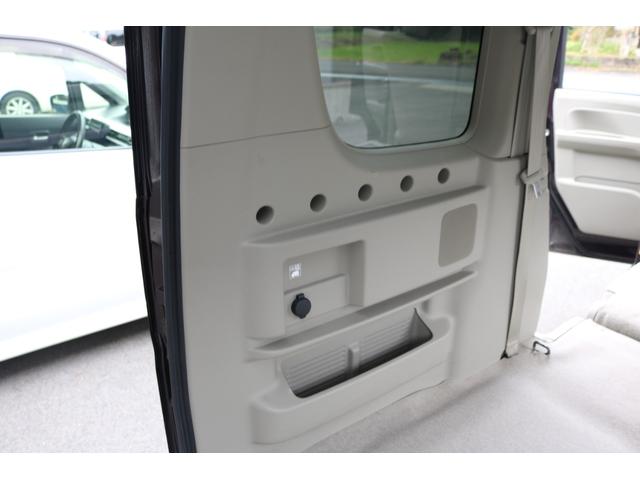 エブリイワゴン PZターボスペシャル 4WD 両側電動スライドドア オートステップ フルセグSDナビ ドラレコ シートヒーター 衝突軽減 レーダーブレーキ プッシュスタート&スマートキー オートエアコン(29枚目)