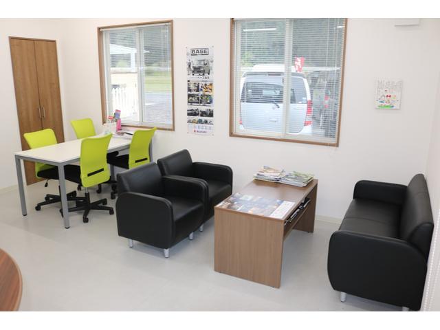 Ｃ－ＨＲ Ｇ　モード　ブルーノ　トヨタセーフティーセンス　純正９インチナビ　Ｂｌｕｅｔｏｏｔｈオーディオ　バックカメラ　ＥＴＣ　プッシュスタート＆」スマートキー　ハーフレザーコンビシート　シートヒーター（47枚目）