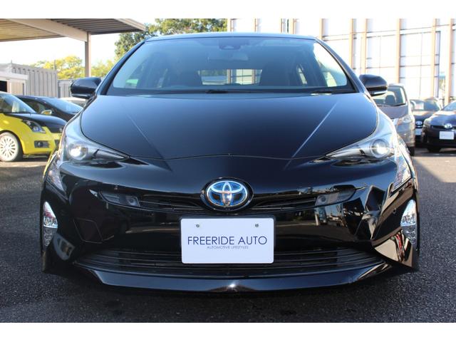 プリウス Sセーフティプラス ワンオナ 衝突回避システム Cソナー クルコン オートマチックハイビーム LEDライト メモリ-ナビ DVD視聴可 地デジフルセグTV ETC装備 Btオーディオ Bモニター スマートKEY(14枚目)