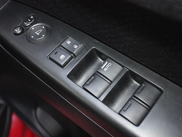 2トーンカラースタイル G・ターボAパッケージ 保証付 新品バッテリー 両側パワースライドドア ナビ TV フリップダウンモニター バックカメラ ETC スマートキー プッシュスタート HIDヘッドライト クルーズコントロール 純正アルミホイール(20枚目)