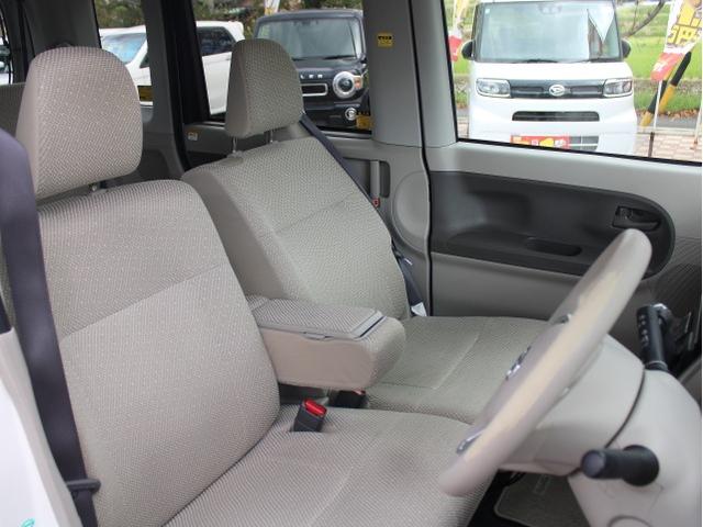 タント Ｘ　ＳＡ　保証付　新品バッテリー　純正８インチナビ　フルセグＴＶ　バックモニター　ＥＴＣ　片側パワースライドドア　オートライト　アイドリングストップ　スマートキー　プッシュスタート（19枚目）