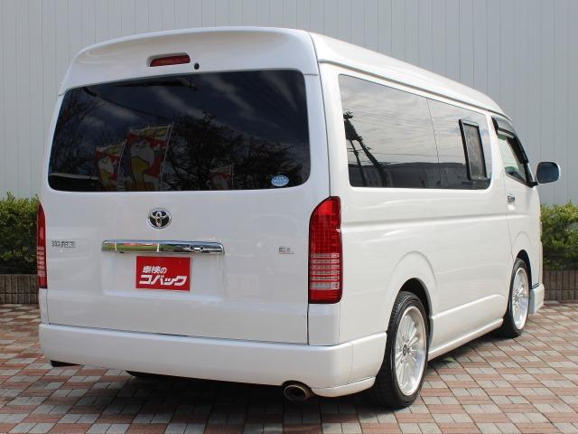 ハイエースワゴン ＧＬ　ハイエースワゴン　ＧＬ　保証付き　後席ベットキット　ＢＬＵＭＥ１８インチアルミホイール　ステラファイブテールレンズ　社外ドアミラーウィンカー　カロッツェリアナビ　社外Ｆスポイラー　車中泊仕様（3枚目）