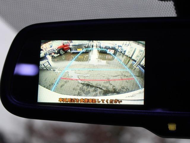 ハイエースワゴン ＧＬ　ハイエースワゴン　ＧＬ　保証付き　後席ベットキット　ＢＬＵＭＥ１８インチアルミホイール　ステラファイブテールレンズ　社外ドアミラーウィンカー　カロッツェリアナビ　社外Ｆスポイラー　車中泊仕様（7枚目）