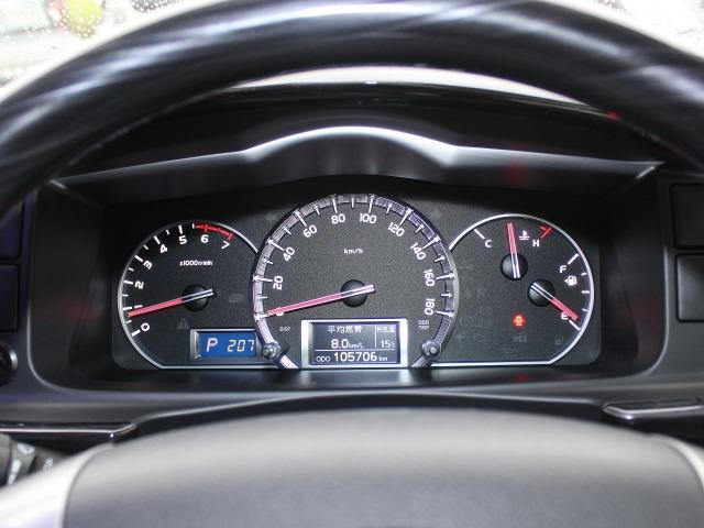 ハイエースワゴン ＧＬ　ハイエースワゴン　ＧＬ　保証付き　後席ベットキット　ＢＬＵＭＥ１８インチアルミホイール　ステラファイブテールレンズ　社外ドアミラーウィンカー　カロッツェリアナビ　社外Ｆスポイラー　車中泊仕様（9枚目）