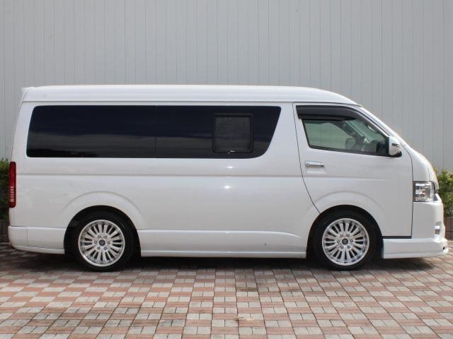ハイエースワゴン ＧＬ　ハイエースワゴン　ＧＬ　保証付き　後席ベットキット　ＢＬＵＭＥ１８インチアルミホイール　ステラファイブテールレンズ　社外ドアミラーウィンカー　カロッツェリアナビ　社外Ｆスポイラー　車中泊仕様（37枚目）