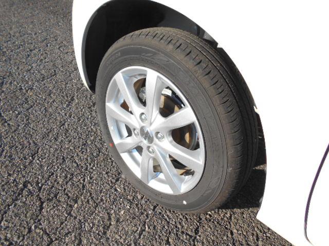 アルト ＨＹＢＲＩＤ　Ｘ　セーフティサポート装備　プッシュスタート　シートヒーター　オートエアコン　スズキセーフティーサポート　アイドリングストップ　横滑り防止機能　盗難防止システム　アルミホイール（28枚目）