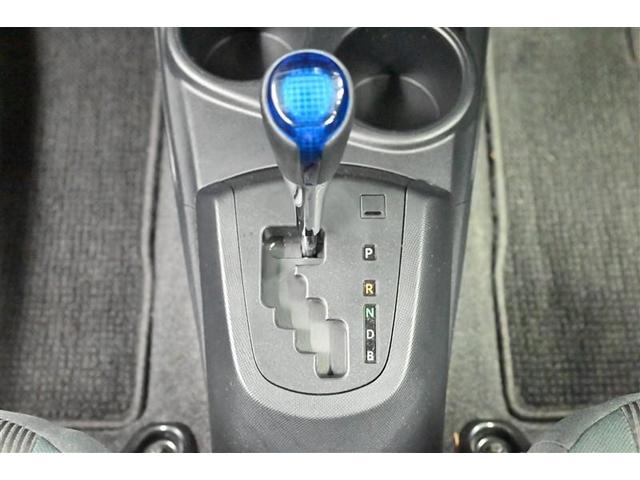 アクア Sスタイルブラック 記録簿あり バックモニタ- 地デジフルセグ ナビTV イモビライザー スマートキープッシュスタート ETC付き Wエアバッグ キーフリ メモリーナビゲーション 横滑り防止装置付き DVDプレーヤー(7枚目)