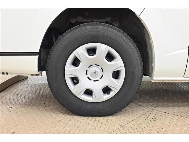 ハイエースバン スーパーGL ダークプライムII 両側オートスライドドア AC 助手席エアバック 地デジ 盗難防止システム 4WD車 ETC付き DVD LEDヘッドランプ エアB ナビ&TV メモリーナビ 横滑り防止 前席パワーウィンドウ 記録簿(18枚目)