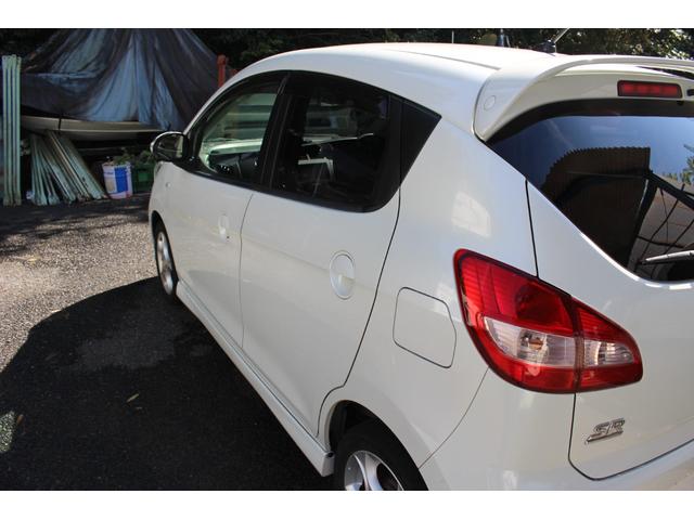 セルボ ＳＲ　セットオプション装着車　ターボ　フルセグＴＶ　メモリーナビ　レザーシート　専用アルミ　専用ステアリング　車検令和８年５月３１日まで（19枚目）