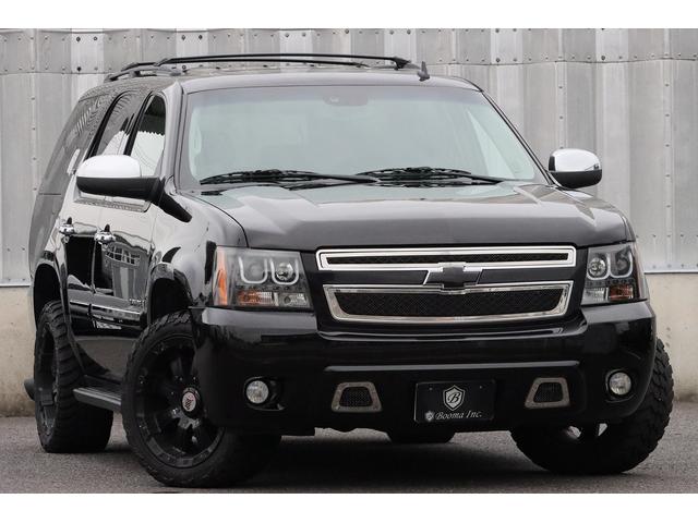 シボレータホ LTZ 4WD サンルーフ シートヒーター 黒革シート RBPアルミ 社外マフラー 社外ヘッドライト 社外メッシュグリル フリップダウンモニタ 1ナンバー登録 3列目あり ETC ALPINE TV(5枚目)