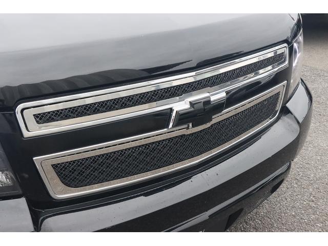 シボレータホ LTZ 4WD サンルーフ シートヒーター 黒革シート RBPアルミ 社外マフラー 社外ヘッドライト 社外メッシュグリル フリップダウンモニタ 1ナンバー登録 3列目あり ETC ALPINE TV(13枚目)