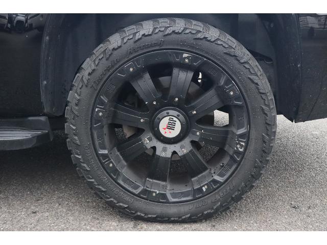 シボレータホ LTZ 4WD サンルーフ シートヒーター 黒革シート RBPアルミ 社外マフラー 社外ヘッドライト 社外メッシュグリル フリップダウンモニタ 1ナンバー登録 3列目あり ETC ALPINE TV(17枚目)