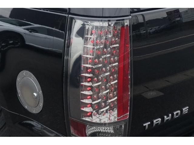 シボレータホ LTZ 4WD サンルーフ シートヒーター 黒革シート RBPアルミ 社外マフラー 社外ヘッドライト 社外メッシュグリル フリップダウンモニタ 1ナンバー登録 3列目あり ETC ALPINE TV(24枚目)