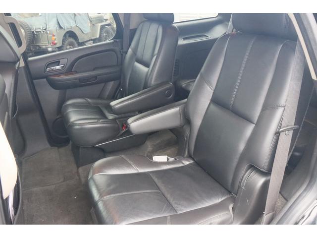 シボレータホ LTZ 4WD サンルーフ シートヒーター 黒革シート RBPアルミ 社外マフラー 社外ヘッドライト 社外メッシュグリル フリップダウンモニタ 1ナンバー登録 3列目あり ETC ALPINE TV(36枚目)