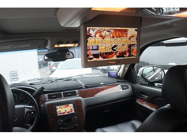 シボレータホ LTZ 4WD サンルーフ シートヒーター 黒革シート RBPアルミ 社外マフラー 社外ヘッドライト 社外メッシュグリル フリップダウンモニタ 1ナンバー登録 3列目あり ETC ALPINE TV(40枚目)