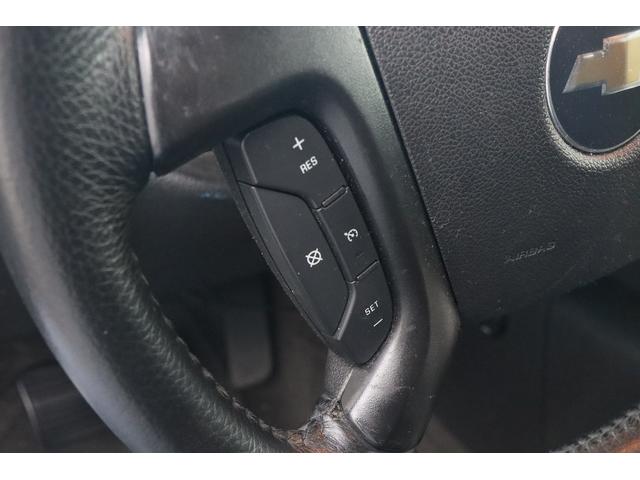 シボレータホ LTZ 4WD サンルーフ シートヒーター 黒革シート RBPアルミ 社外マフラー 社外ヘッドライト 社外メッシュグリル フリップダウンモニタ 1ナンバー登録 3列目あり ETC ALPINE TV(46枚目)