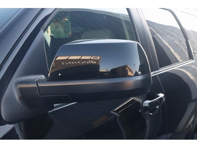 セコイア リミテッド　社外２０インチアルミ　リフトアップ　社外ヘッドライト　オーバーフェンダー　サンルーフ　ＡＬＰＩＮＥディスプレイオーディオ　ＪＢＬサウンド　Ｆ，Ｓ，Ｂカメラ　パワーシート　シートヒーター　ＥＴＣ（16枚目）