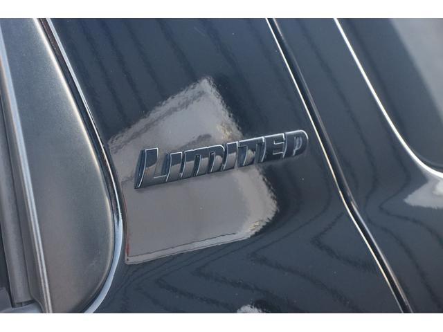 セコイア リミテッド　社外２０インチアルミ　リフトアップ　社外ヘッドライト　オーバーフェンダー　サンルーフ　ＡＬＰＩＮＥディスプレイオーディオ　ＪＢＬサウンド　Ｆ，Ｓ，Ｂカメラ　パワーシート　シートヒーター　ＥＴＣ（18枚目）