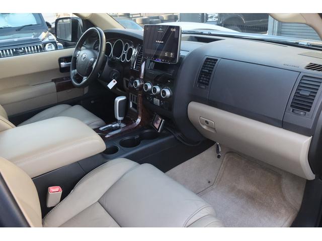 セコイア リミテッド　社外２０インチアルミ　リフトアップ　社外ヘッドライト　オーバーフェンダー　サンルーフ　ＡＬＰＩＮＥディスプレイオーディオ　ＪＢＬサウンド　Ｆ，Ｓ，Ｂカメラ　パワーシート　シートヒーター　ＥＴＣ（31枚目）